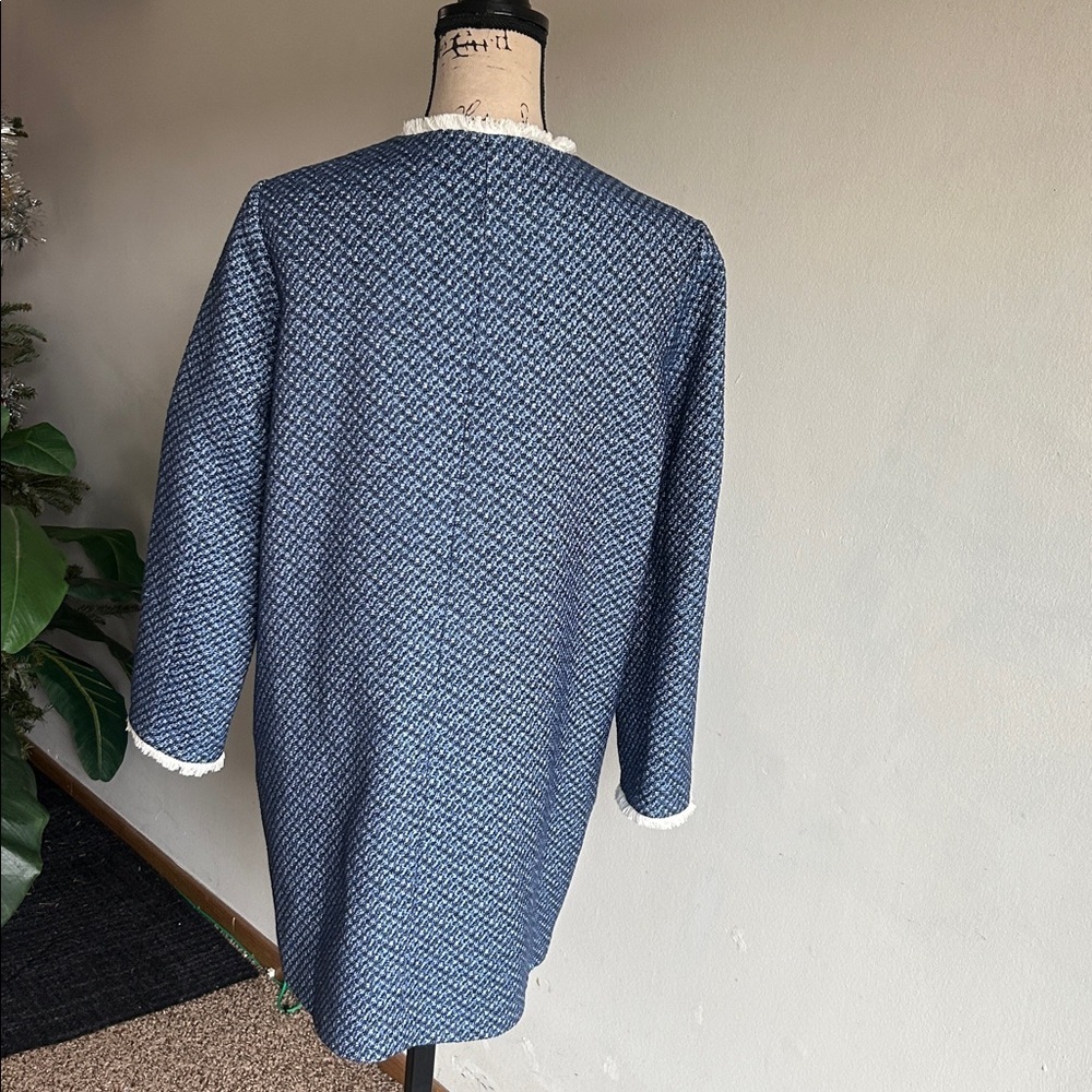 J. McLaughlin Tweed Fringe Trim Mid Length Jacket Coat Blue White Size Lg NWOT - Picture 8 of 12